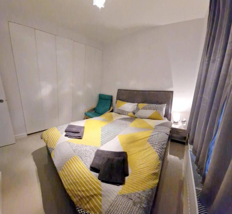 Villa Modern 3-Bed House In Surrey Quays Londres Exterior foto