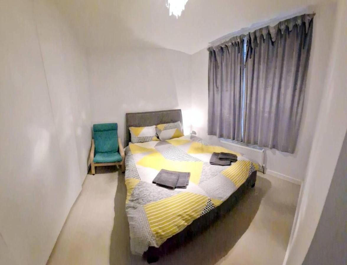Villa Modern 3-Bed House In Surrey Quays Londres Exterior foto
